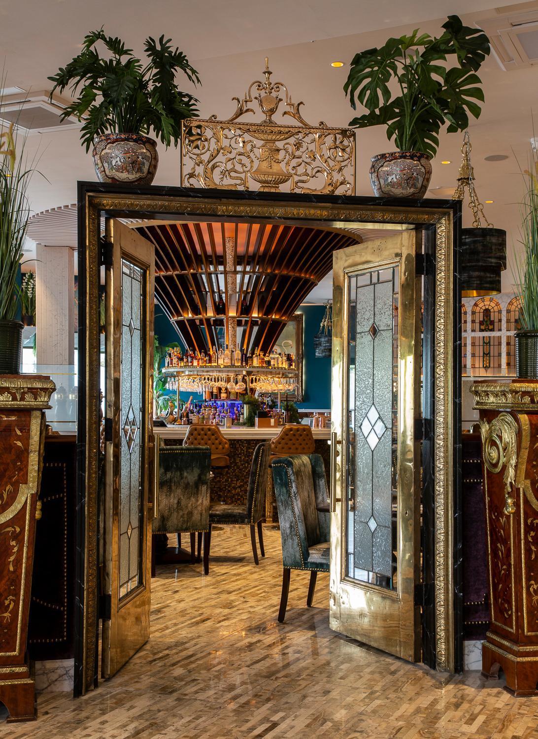 Lawlors Hotel นาส ภายนอก รูปภาพ